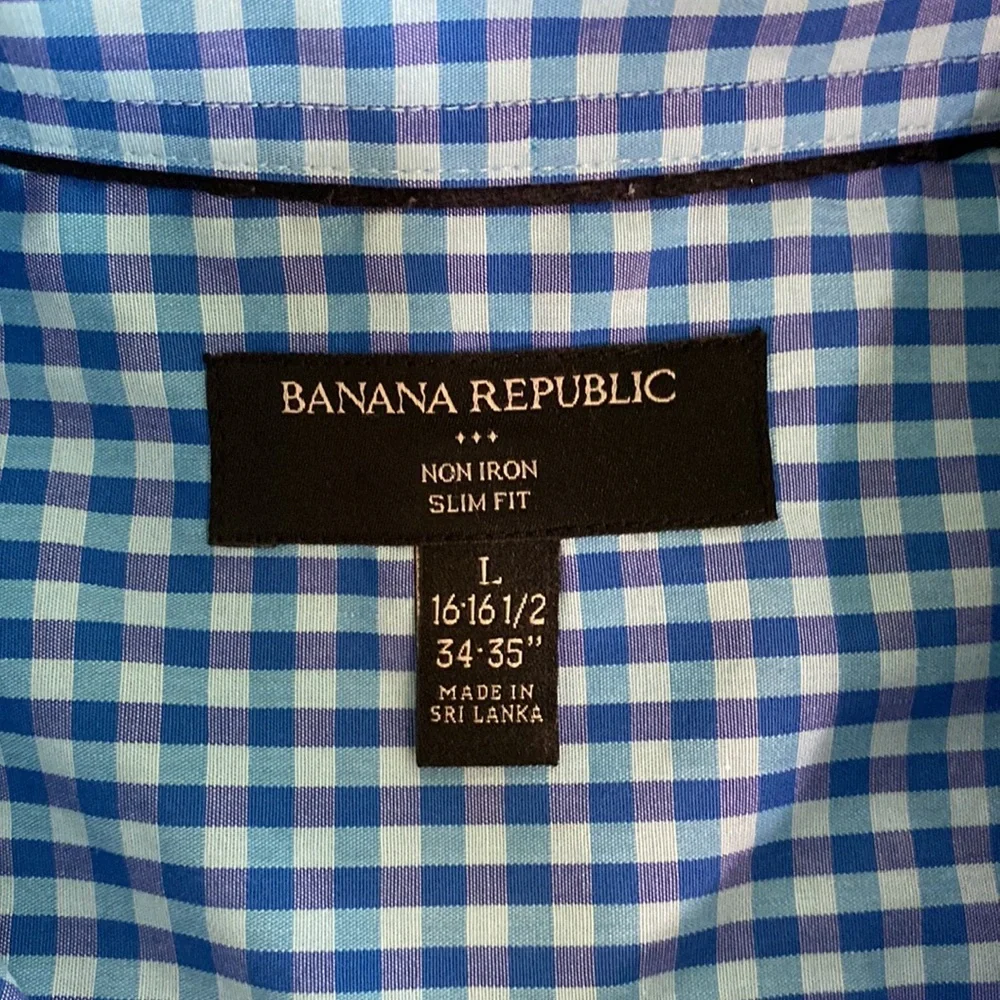 Men’s Banana Republic long sleeve button down shirt